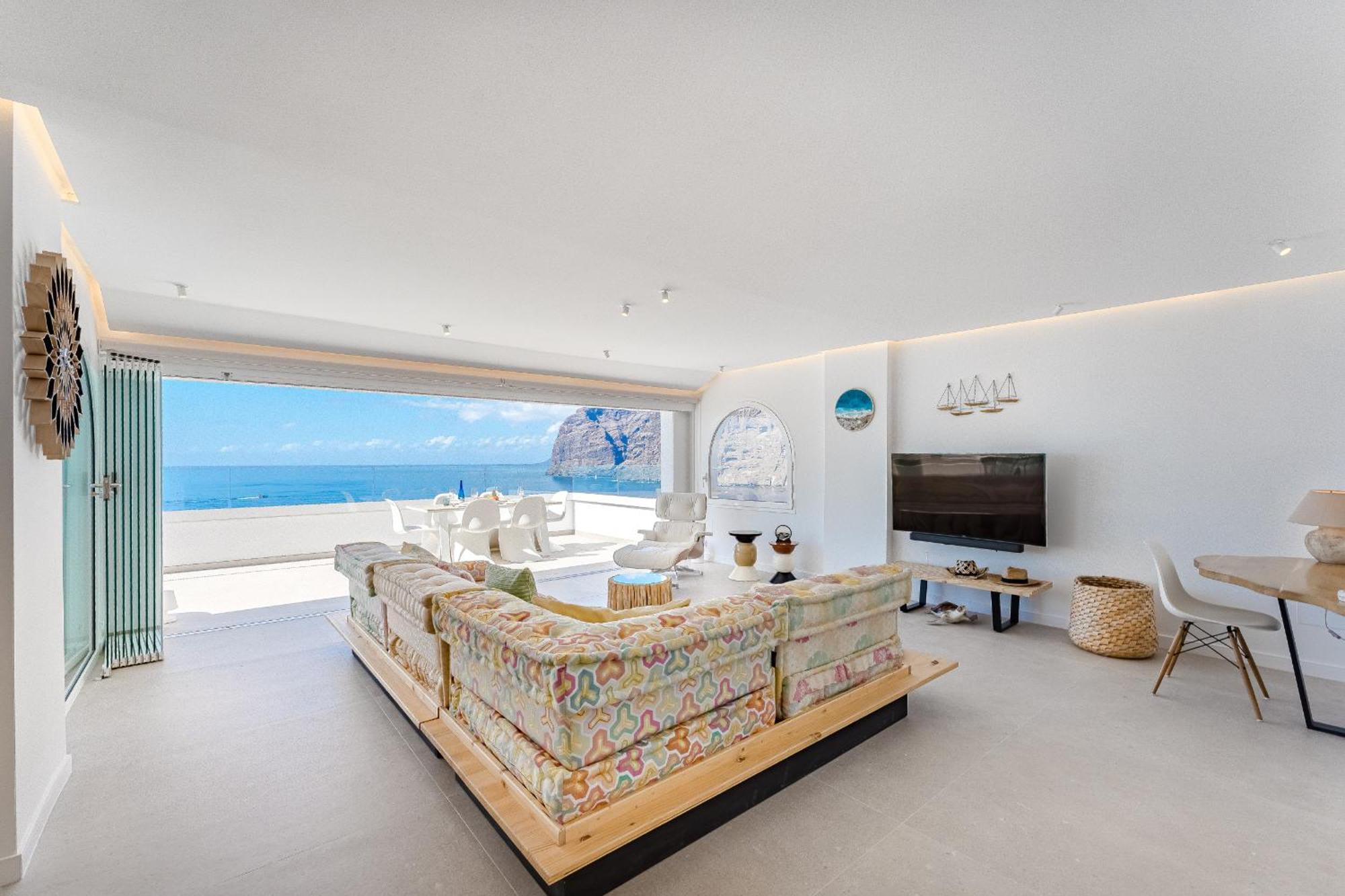 Apartment Blue Haven - Ocean View Penthouse With Jacuzzi And Pool