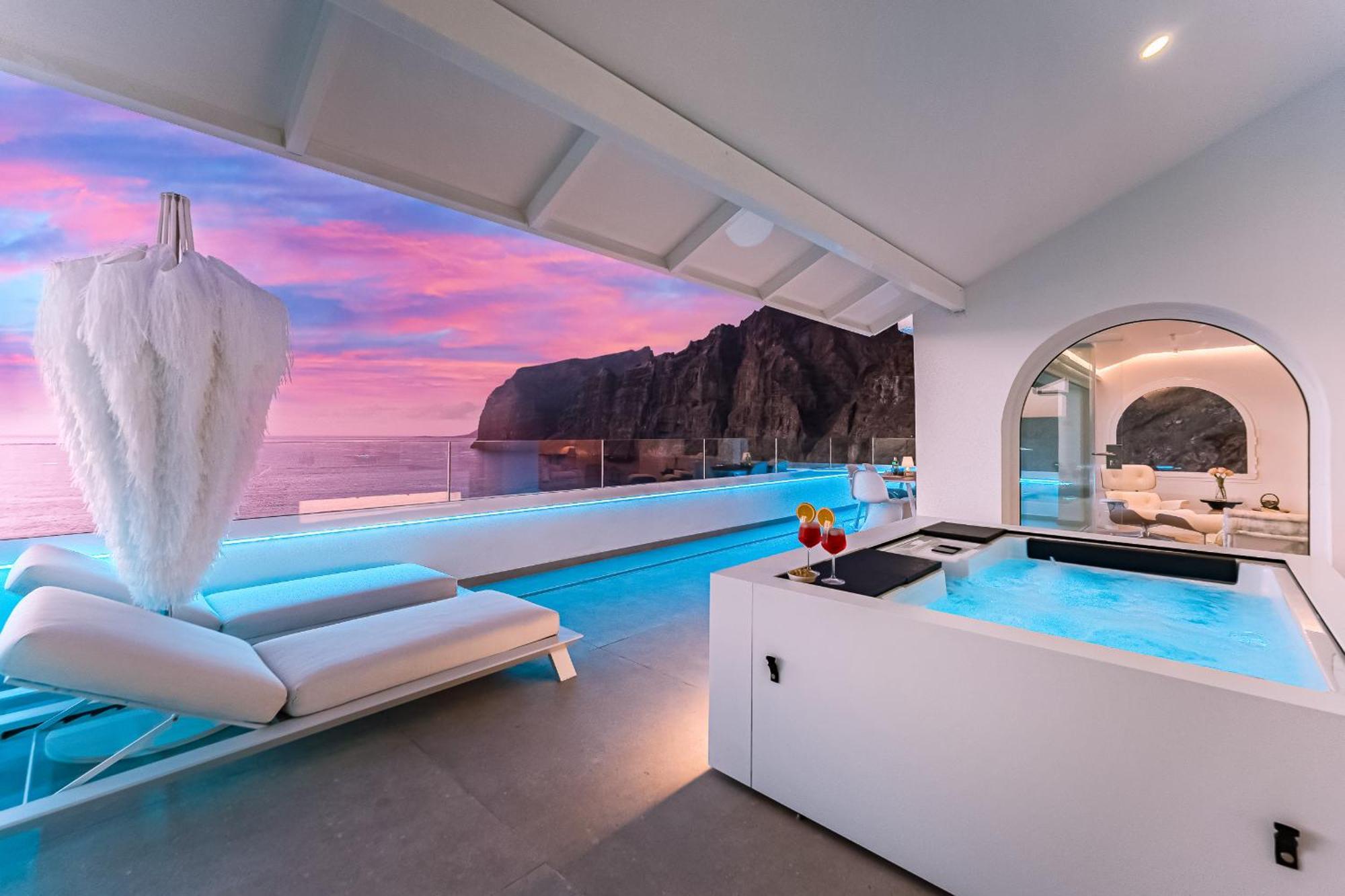 Blue Haven - Ocean View Penthouse With Jacuzzi And Pool Apartment