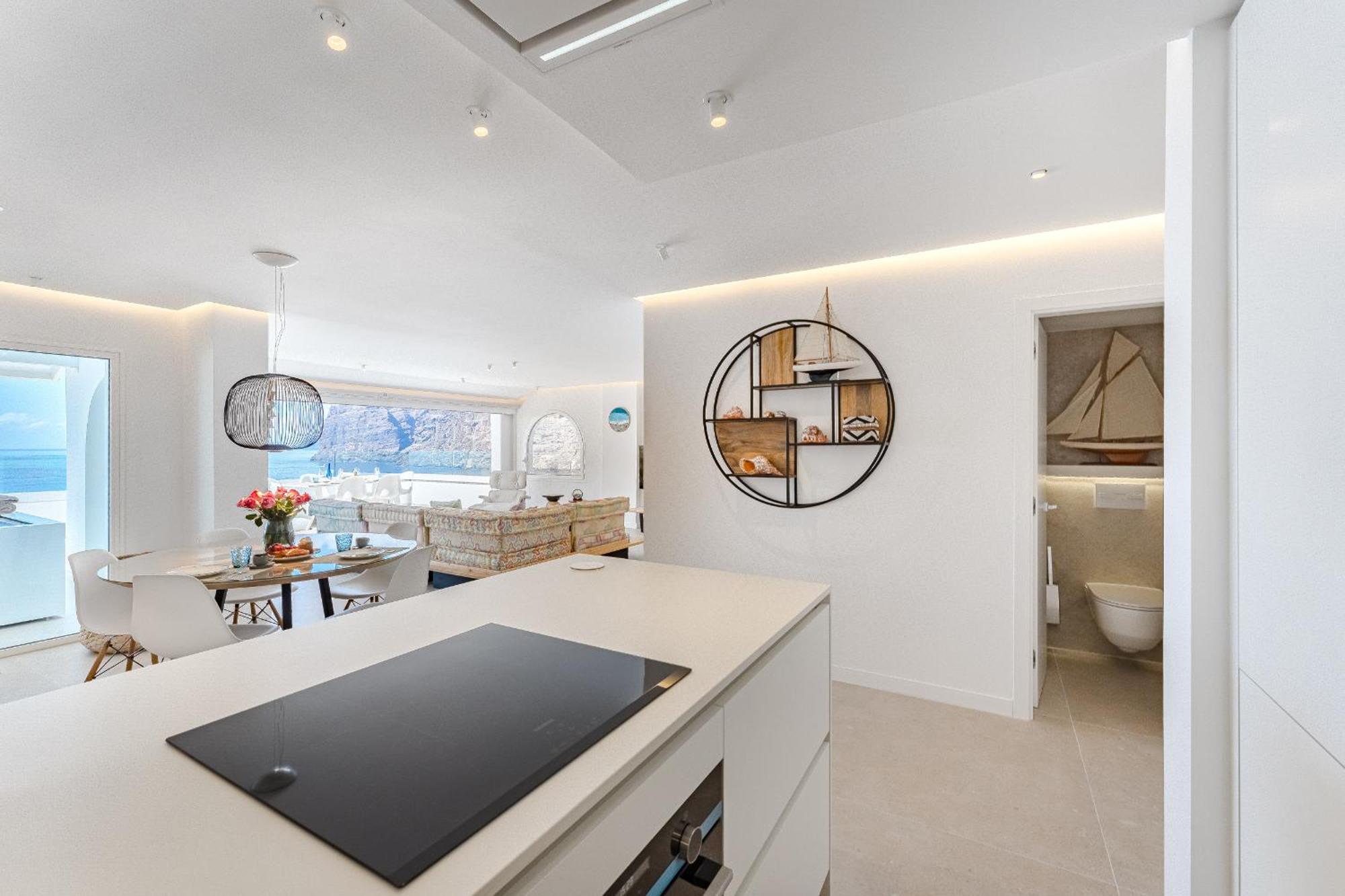 Blue Haven - Ocean View Penthouse With Jacuzzi And Pool *