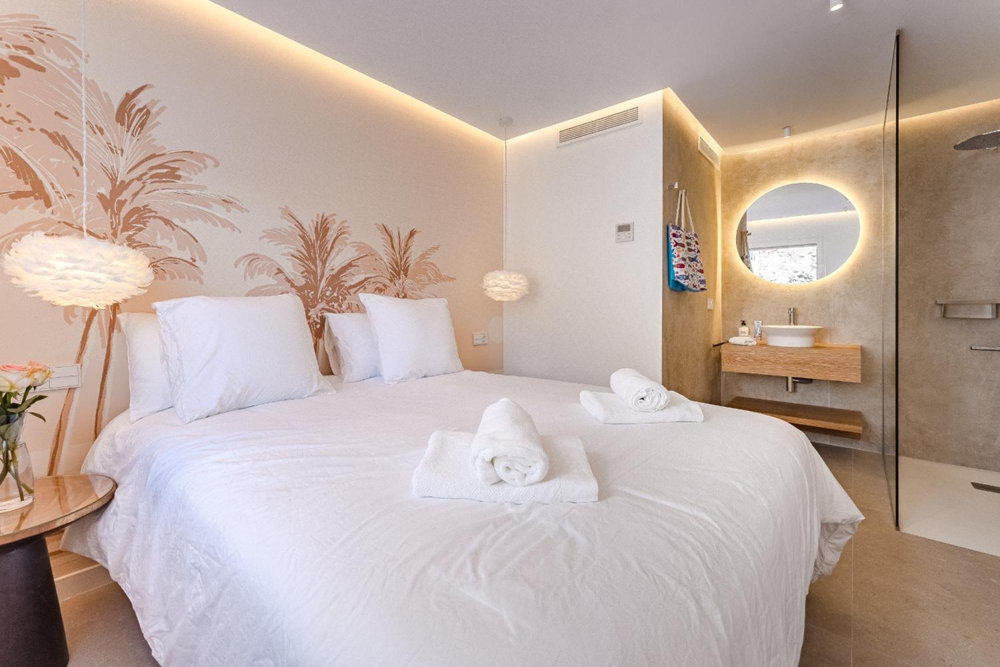 Blue Haven - Ocean View Penthouse With Jacuzzi And Pool Apartment